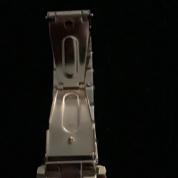 Flower watch - Picture 4 of 4